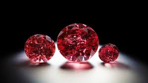 Diamants de couleur (orange, bleu, rouge, rose, jaune…): une nouvelle vente record à venir ?